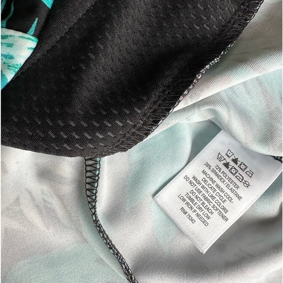 Tommy Bahama Golf Long Sleeve Shirt - Picture 5 of 6